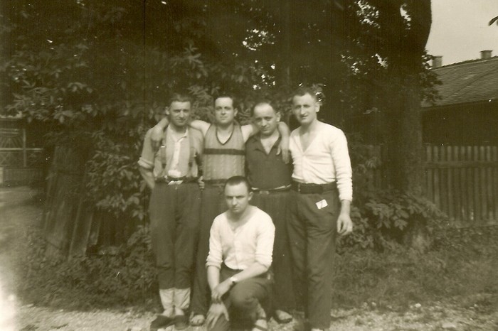 Groupe de prisonniers